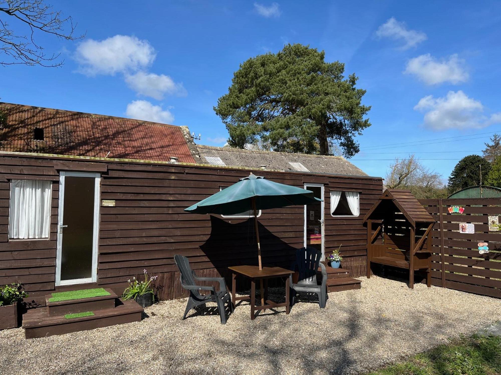 Chalet Donegal With Hot Tub Option Dernacally